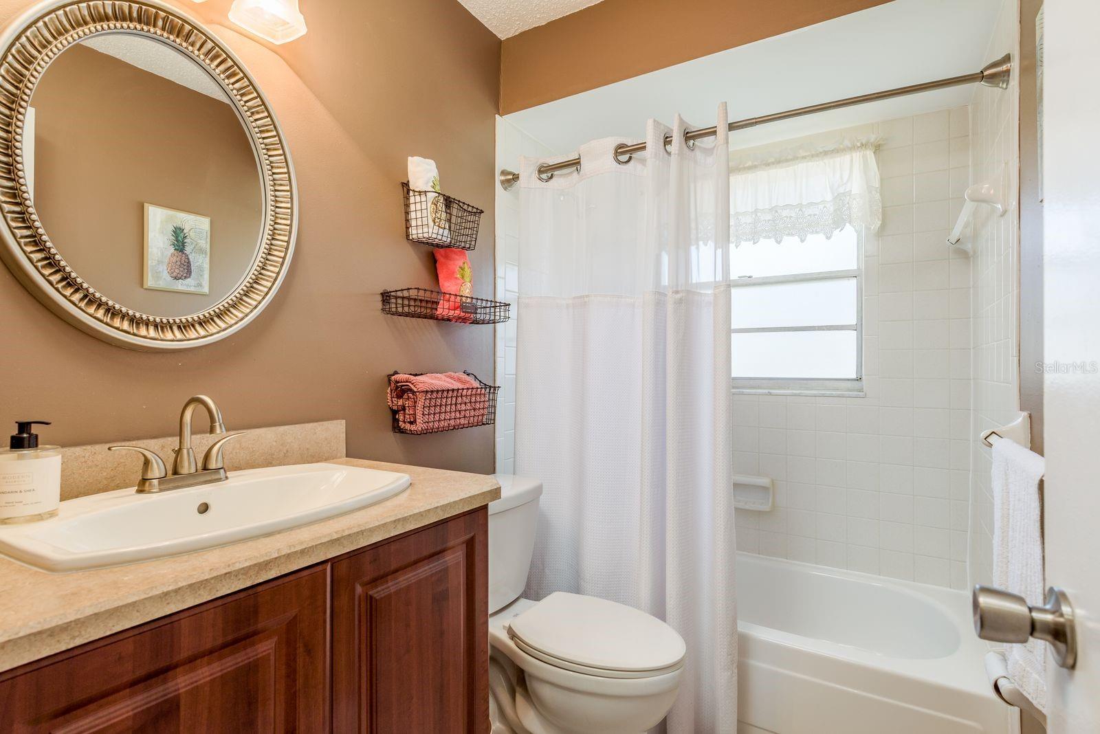 PARADISE POINTE WEST - Residential