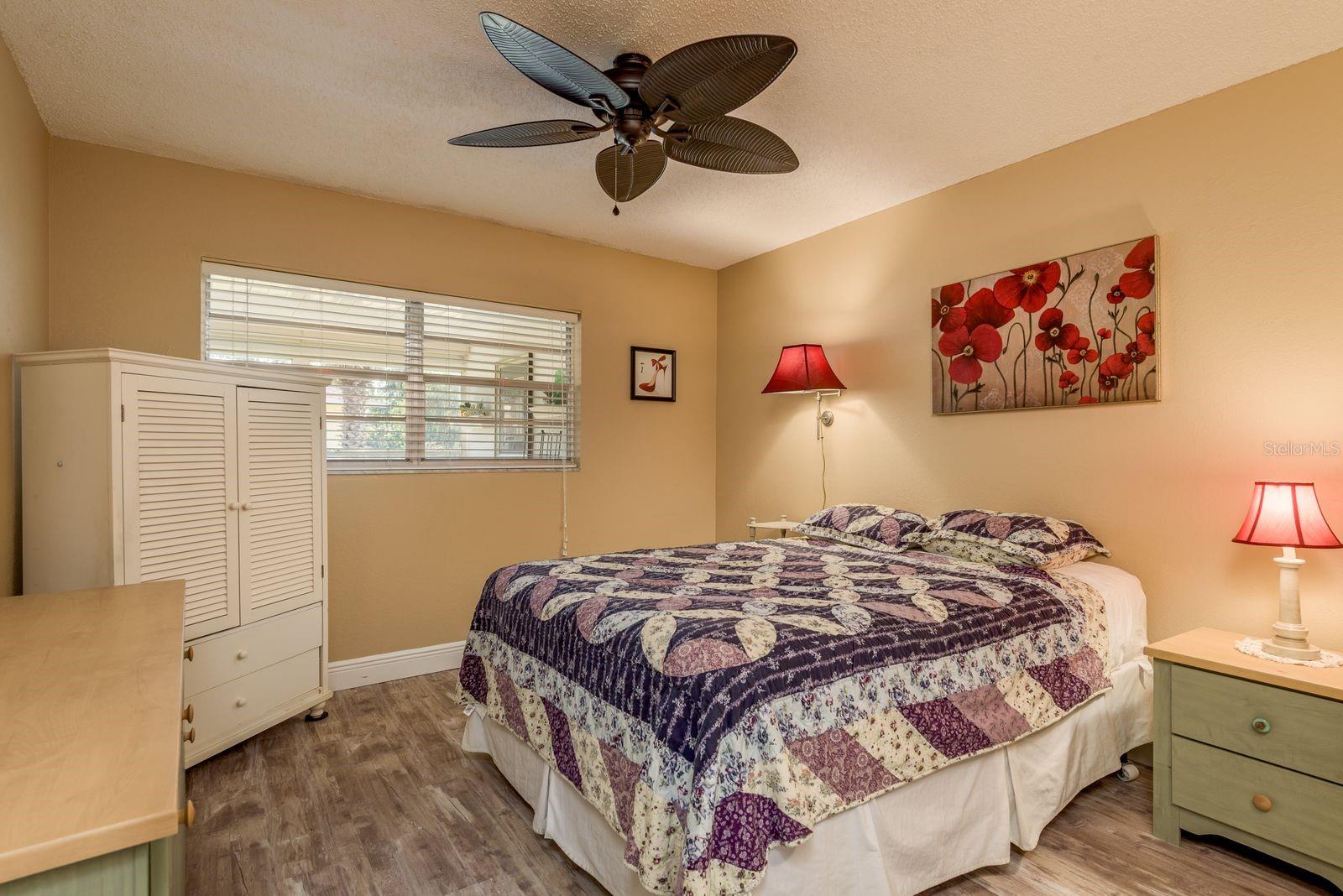 PARADISE POINTE WEST - Residential