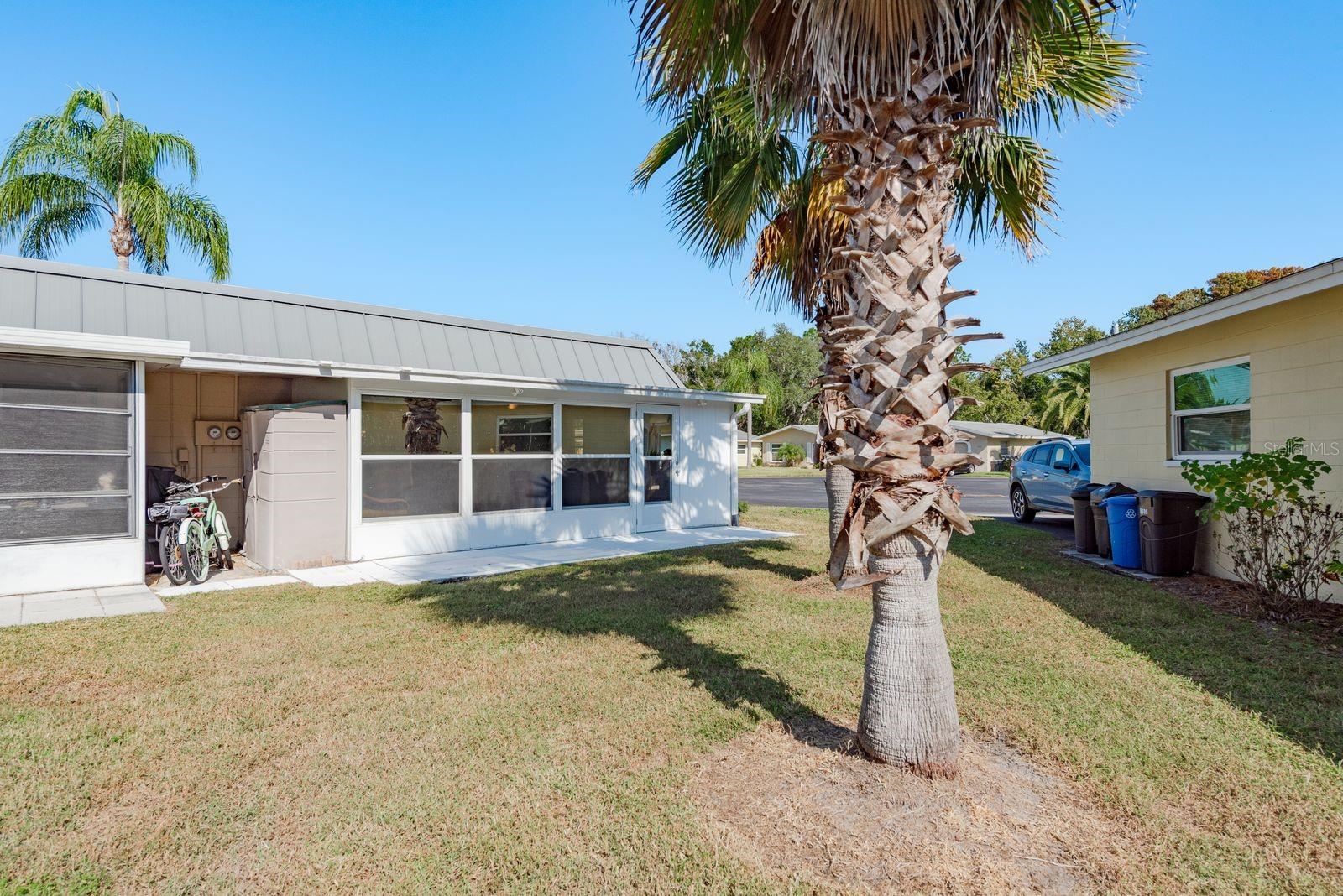 PARADISE POINTE WEST - Residential