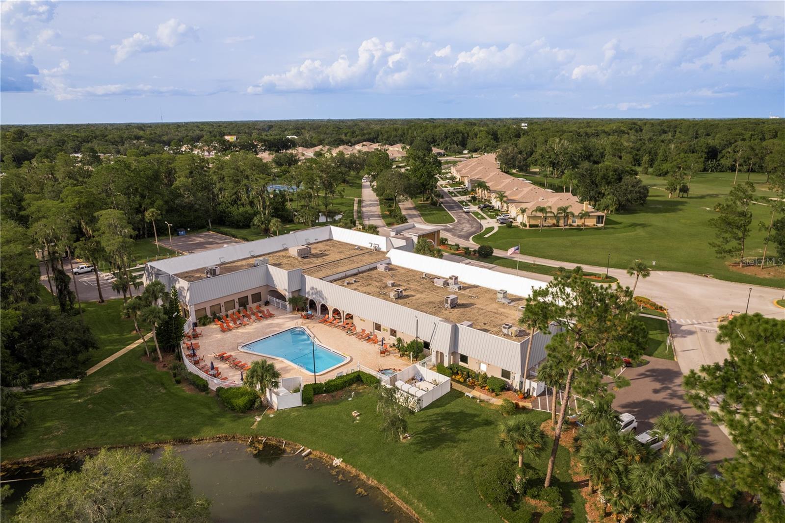 PARADISE POINTE WEST - Residential