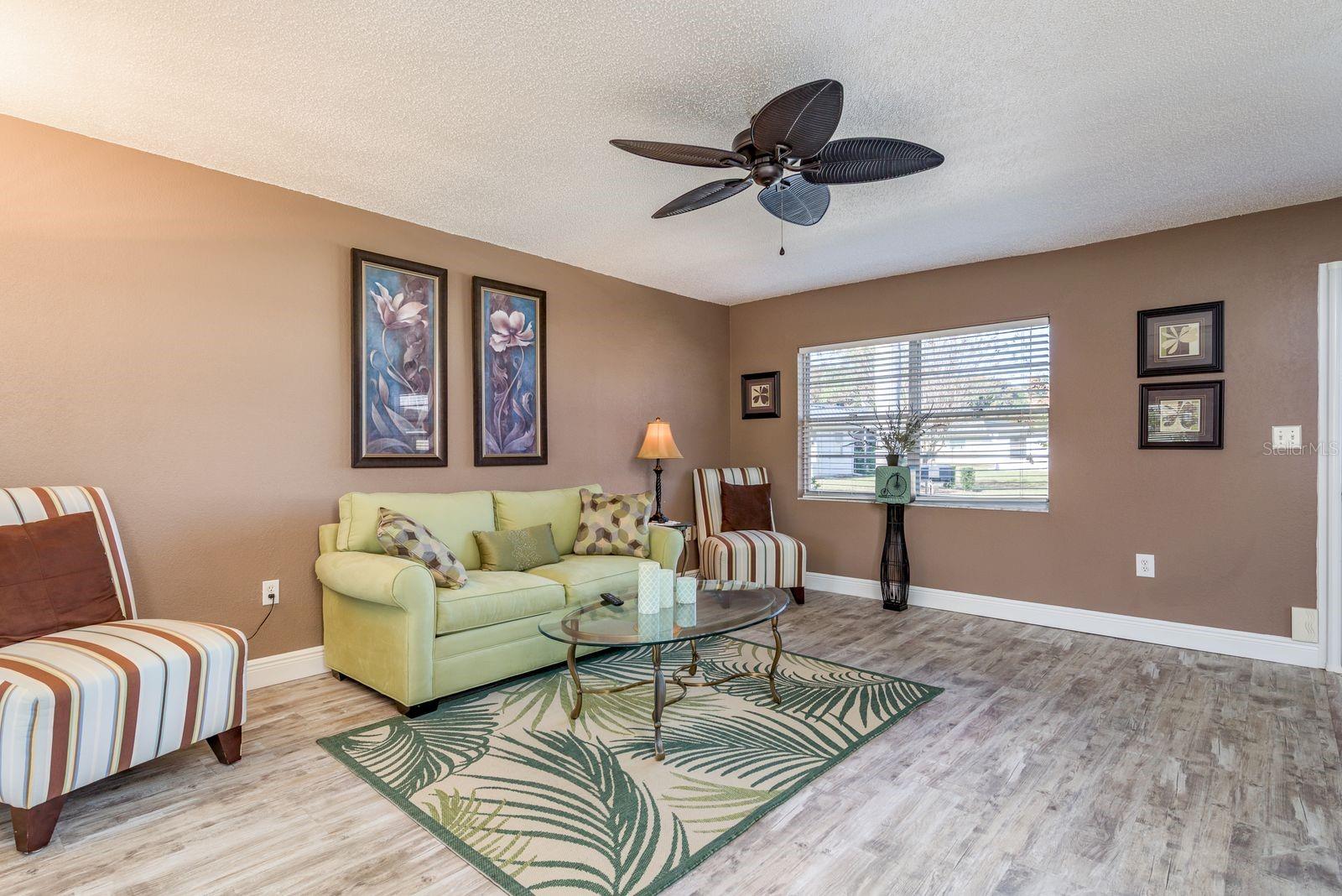 PARADISE POINTE WEST - Residential