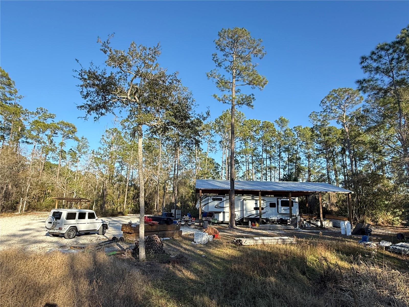 HOWE & CURRIERS ALLOTMENT - Land