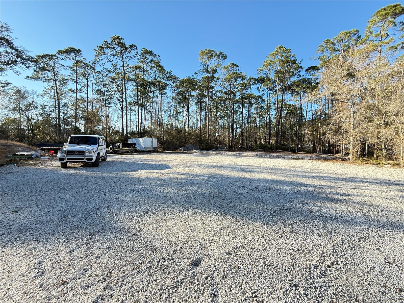 HOWE & CURRIERS ALLOTMENT - Land