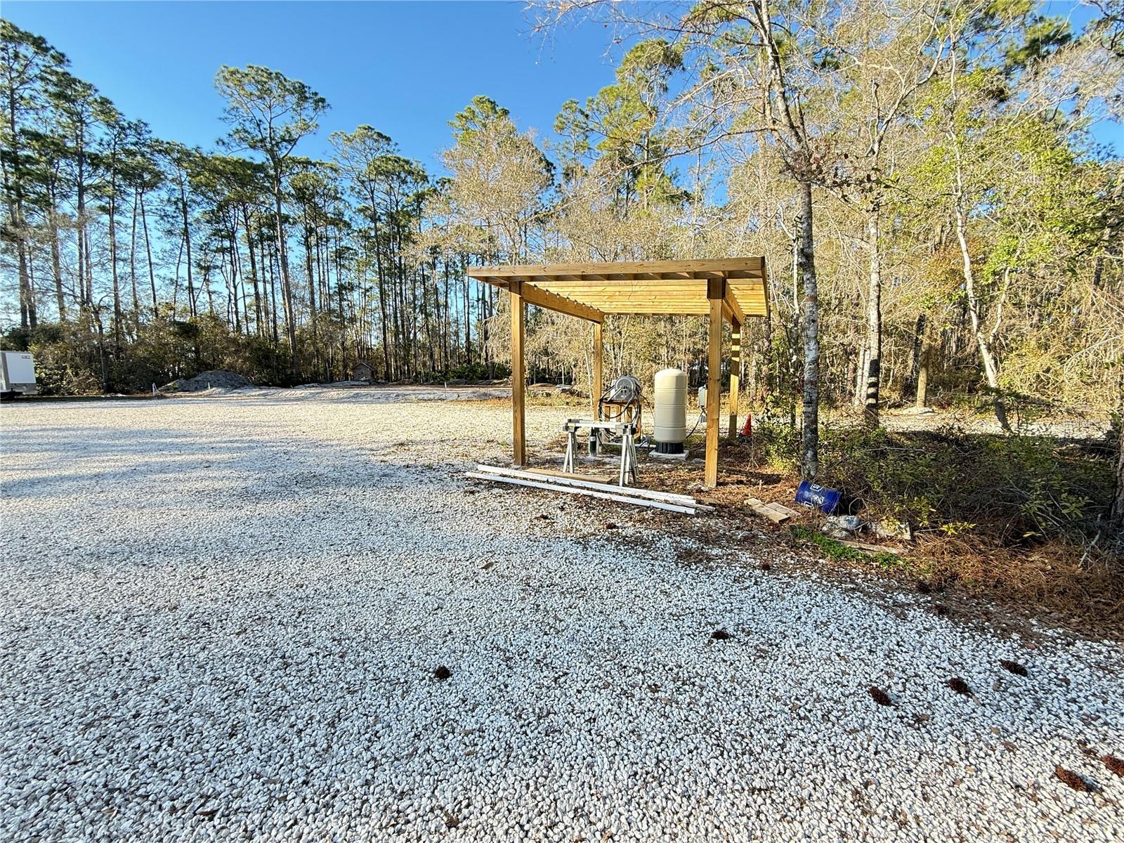 HOWE & CURRIERS ALLOTMENT - Land