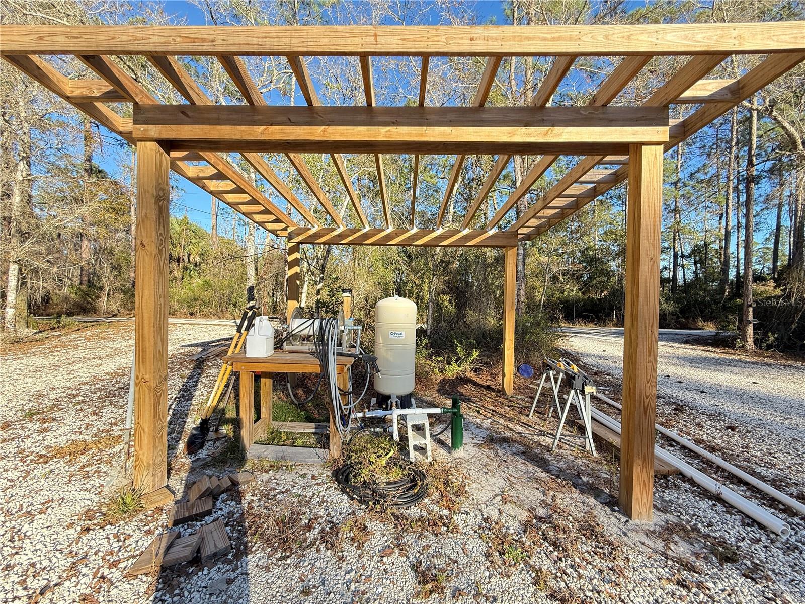 HOWE & CURRIERS ALLOTMENT - Land