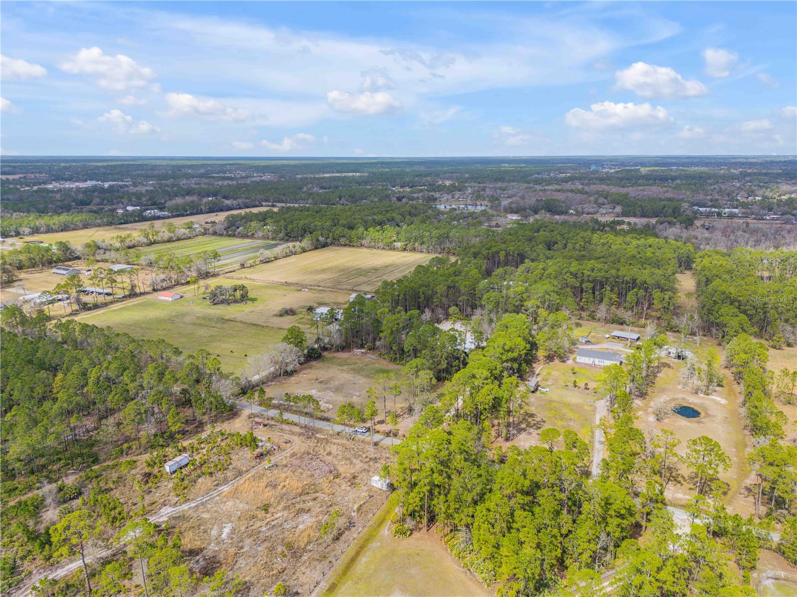 HOWE & CURRIERS ALLOTMENT - Land