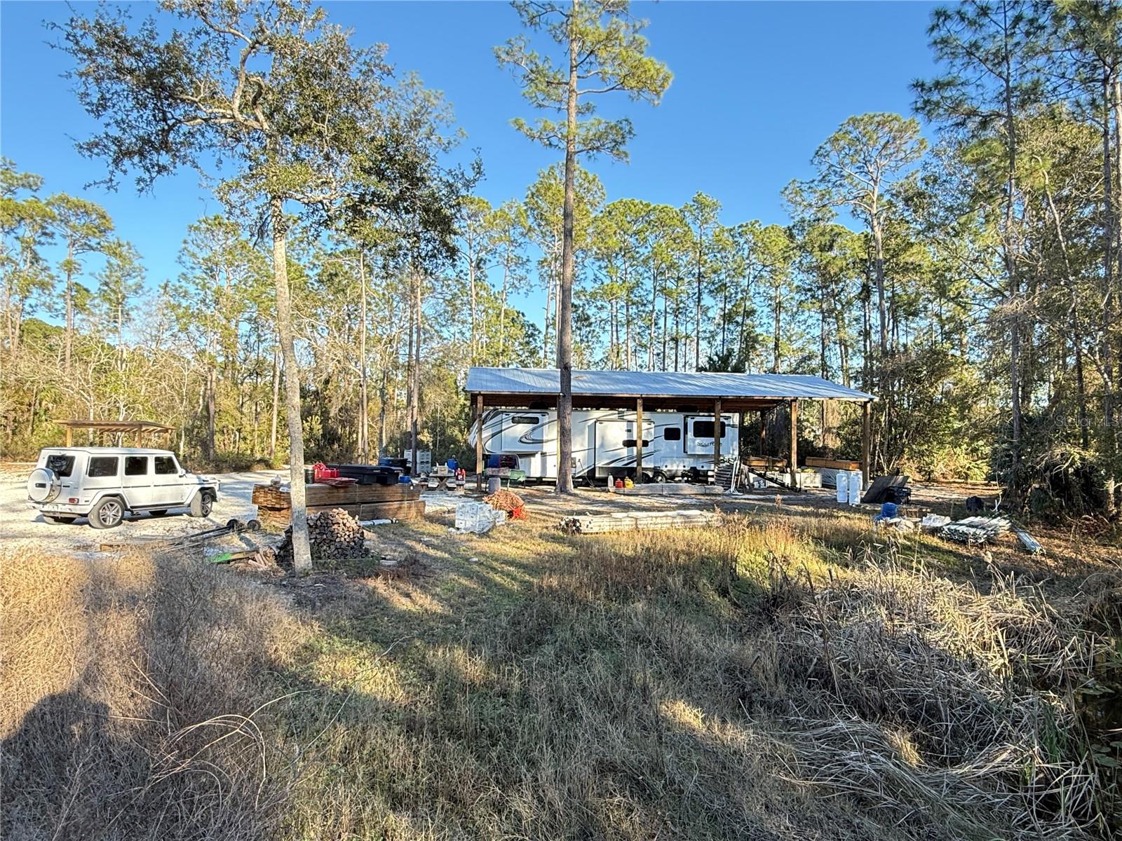 HOWE & CURRIERS ALLOTMENT - Land