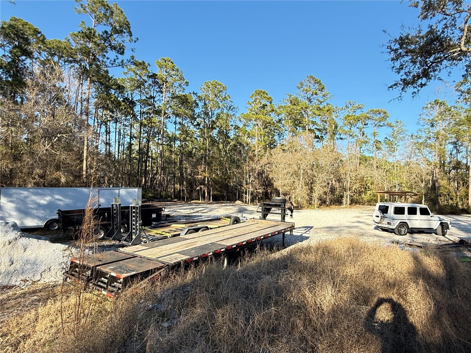 HOWE & CURRIERS ALLOTMENT - Land