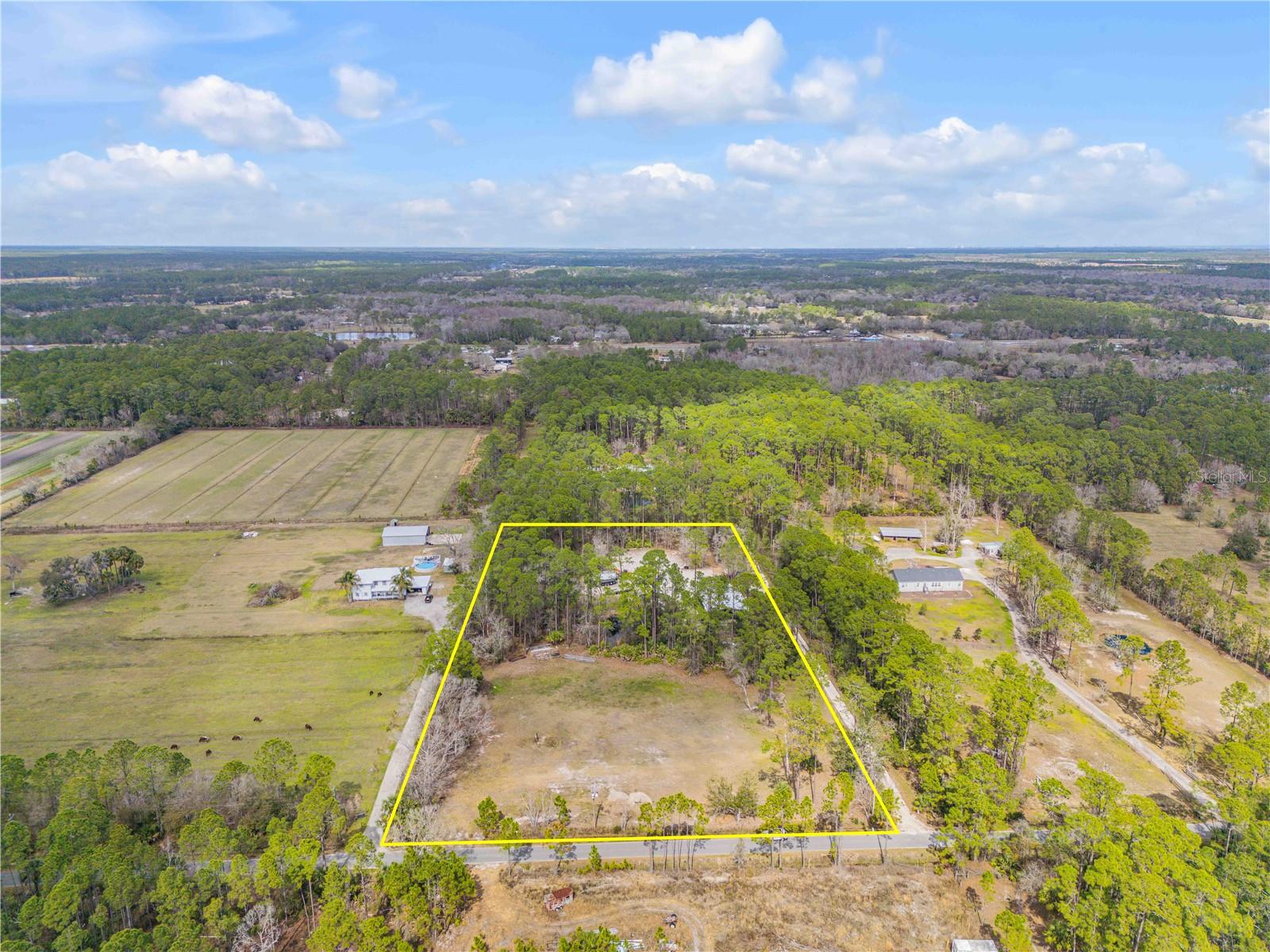 HOWE & CURRIERS ALLOTMENT - Land