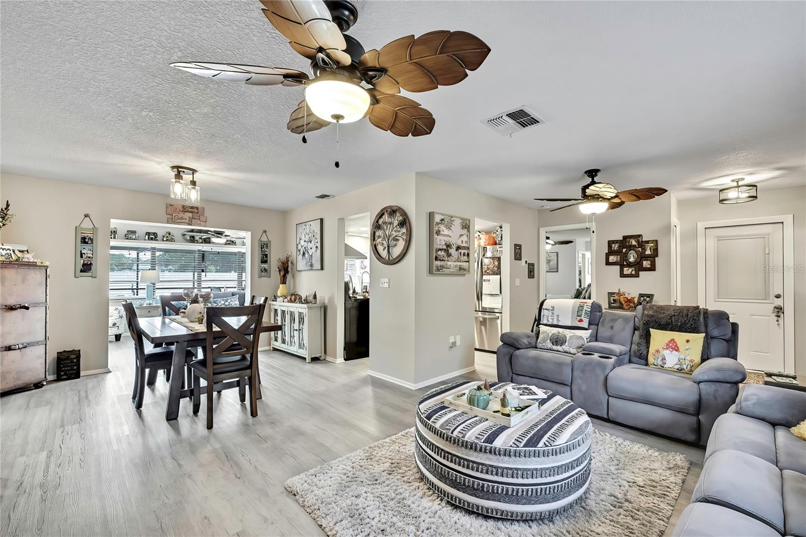 SPRING HILL - Residential