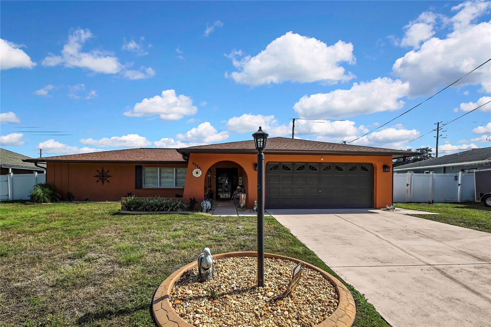 SPRING HILL - Residential