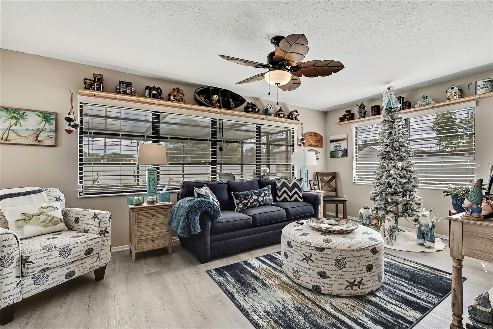 SPRING HILL - Residential