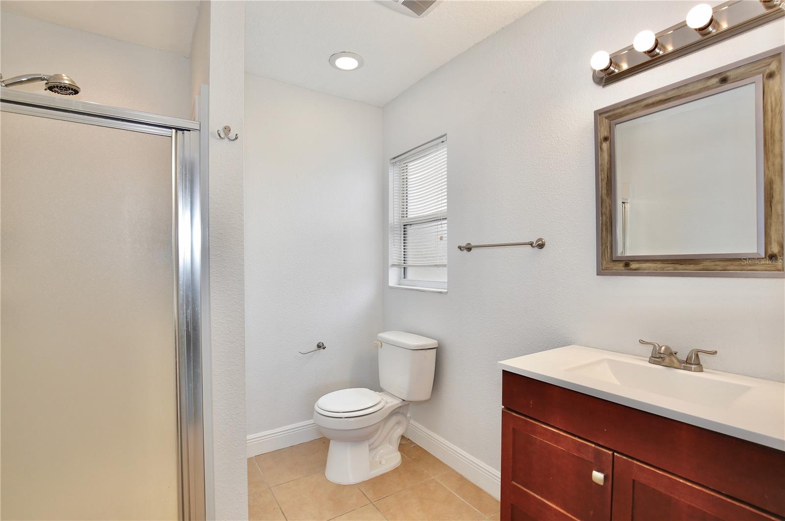 SKYLAKE - Residential Lease