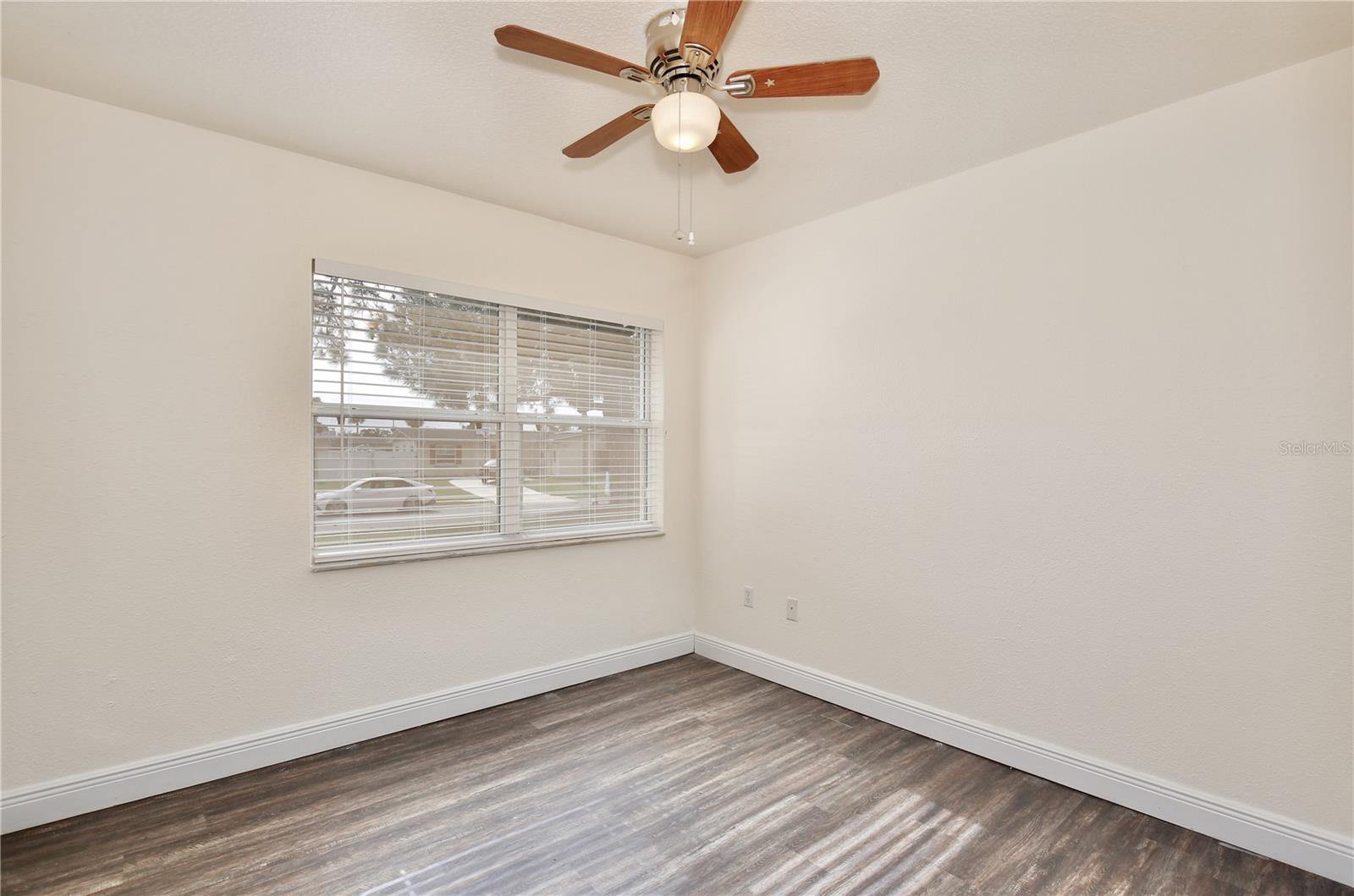 SKYLAKE - Residential Lease