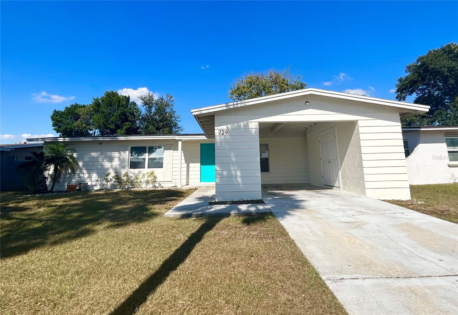 SKYLAKE - Residential Lease