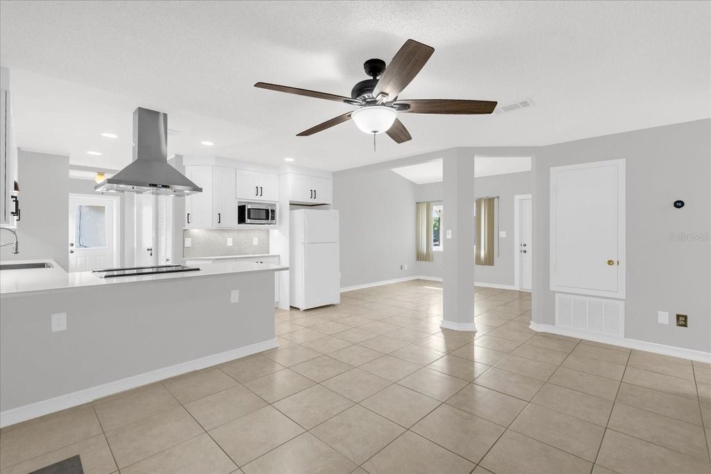 Photo of 13947 Lena Street, Orlando, FL 32826 (MLS # O6373942)