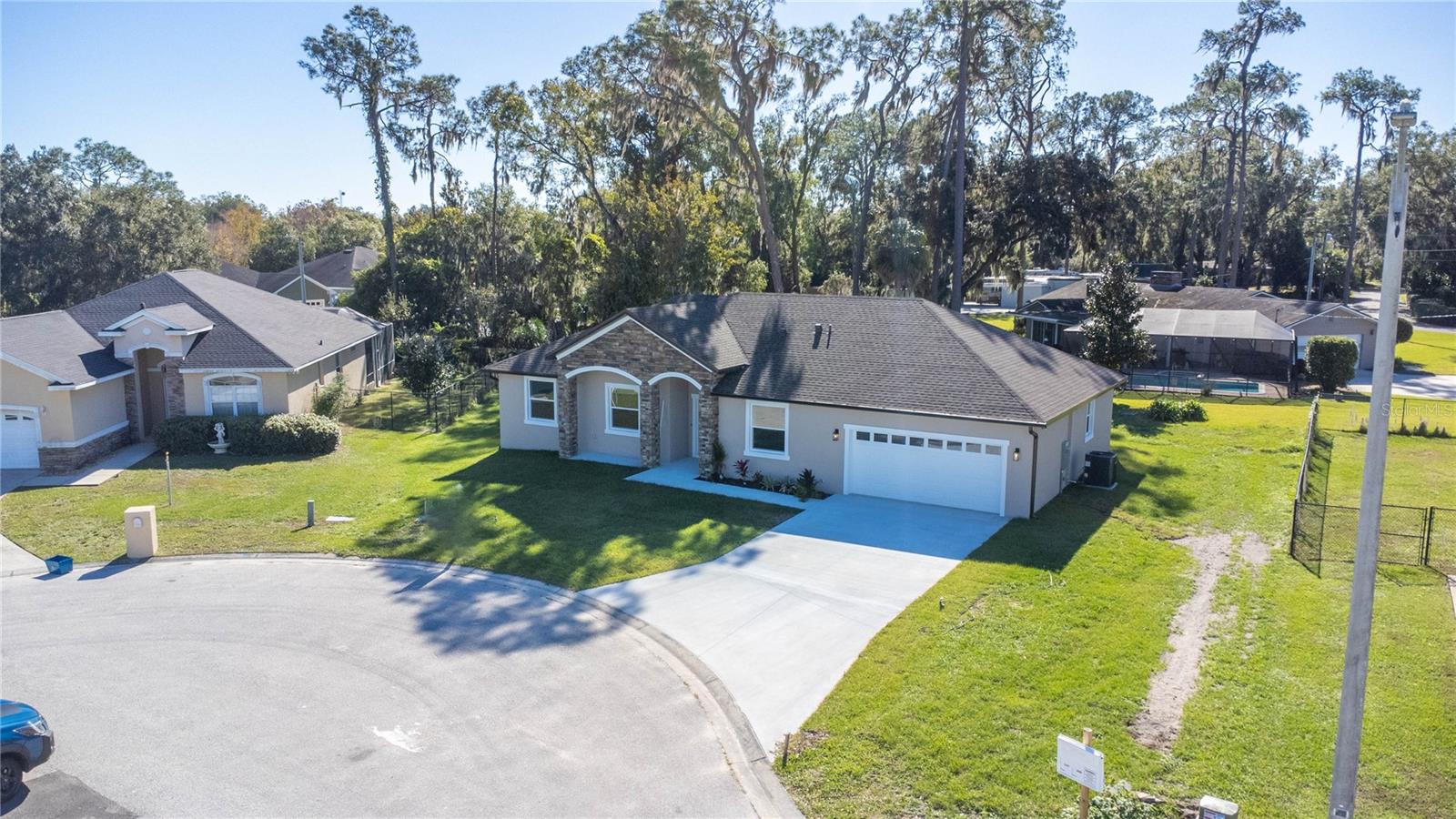 PINE DALE ESTATES UNIT 4 - Residential Lease