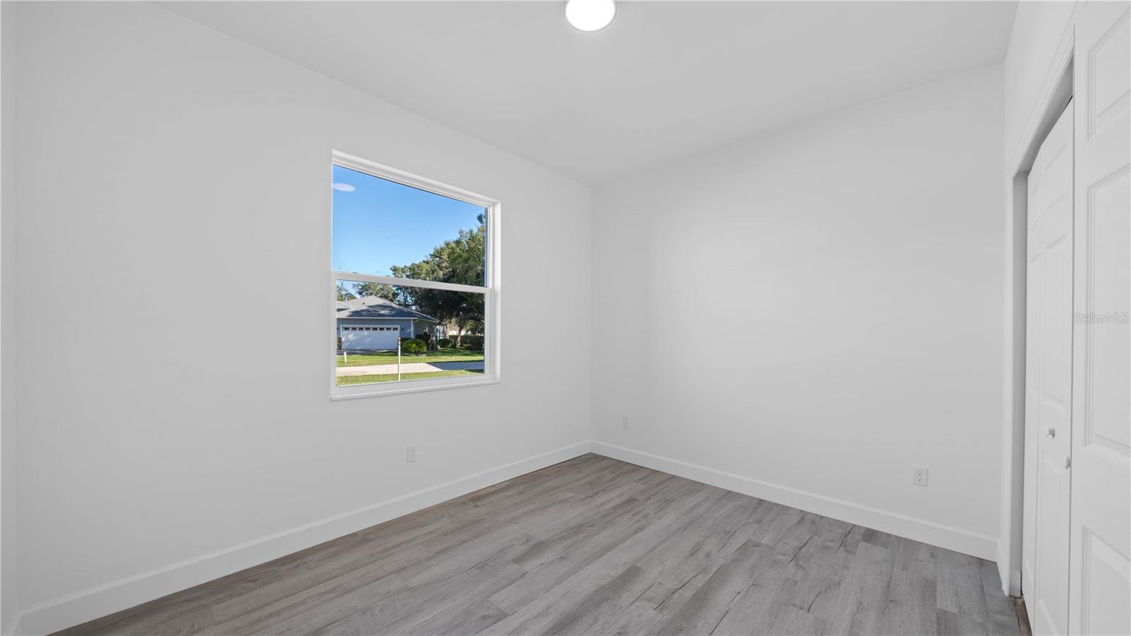 PINE DALE ESTATES UNIT 4 - Residential Lease