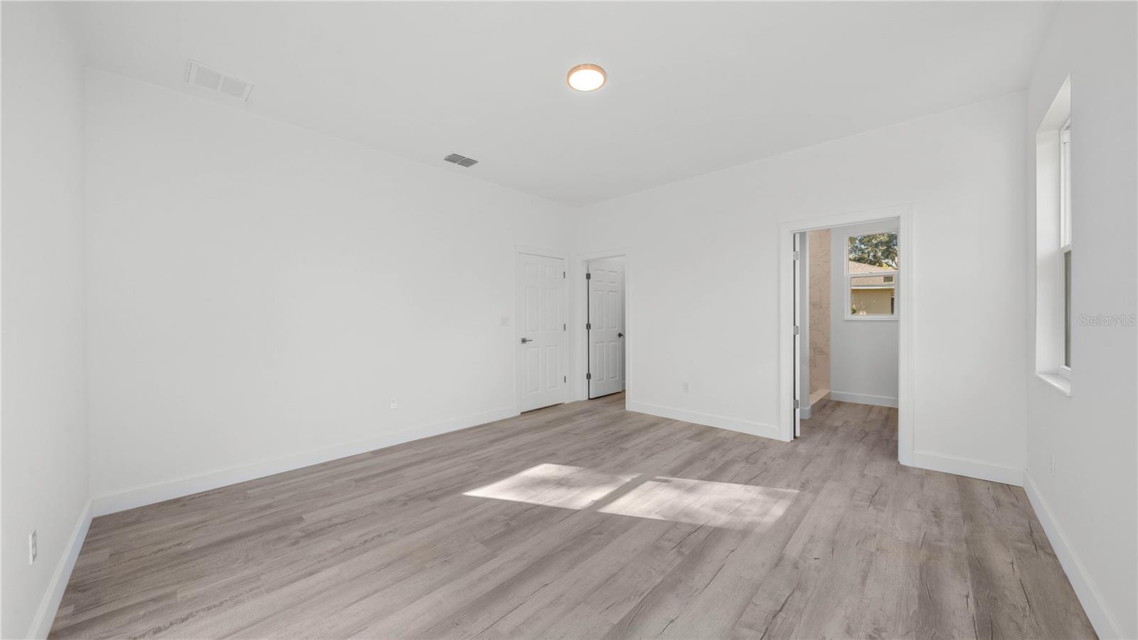 PINE DALE ESTATES UNIT 4 - Residential Lease