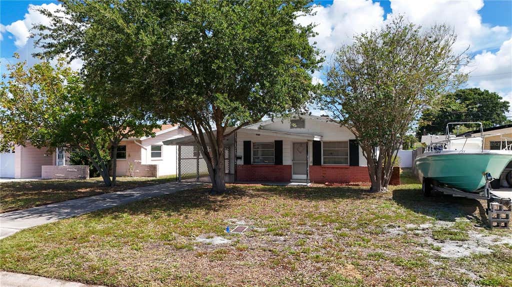 Photo of 5619 19th Avenue N, St Petersburg, FL 33710 (MLS # TB8525335)