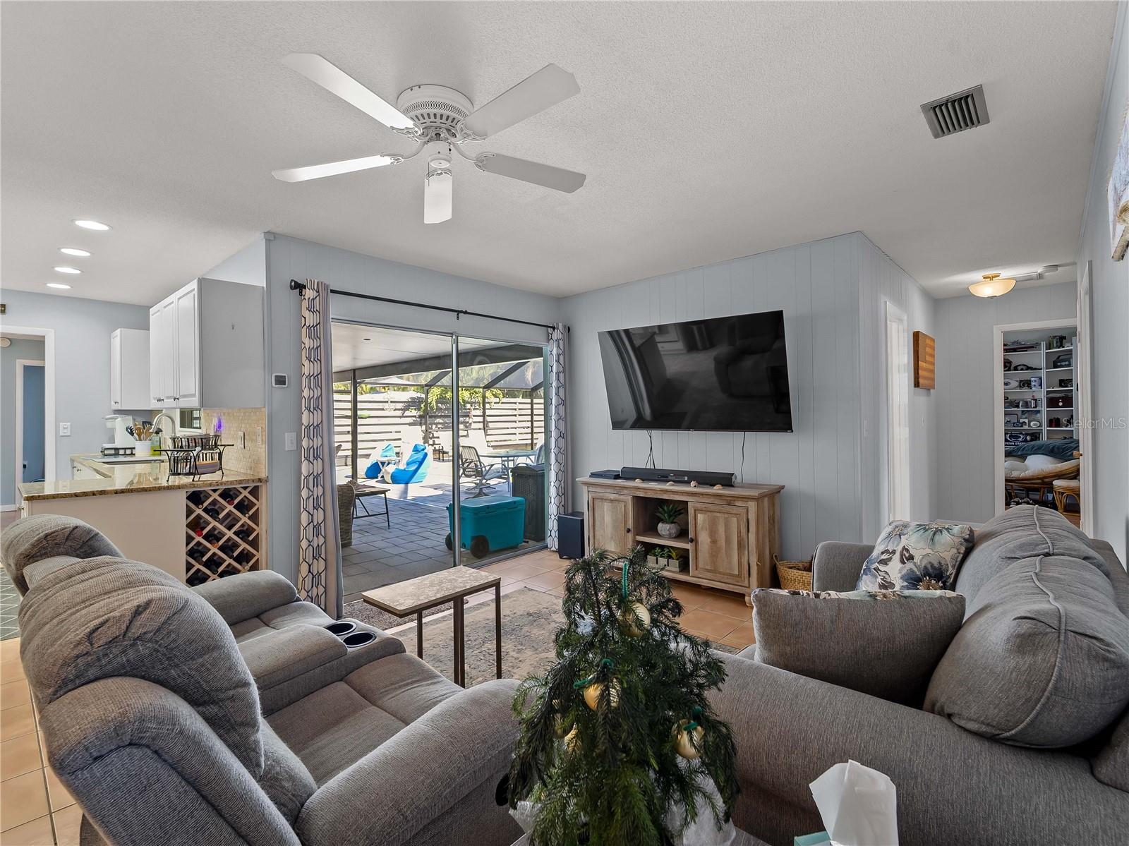 WEST WOODS - Residential