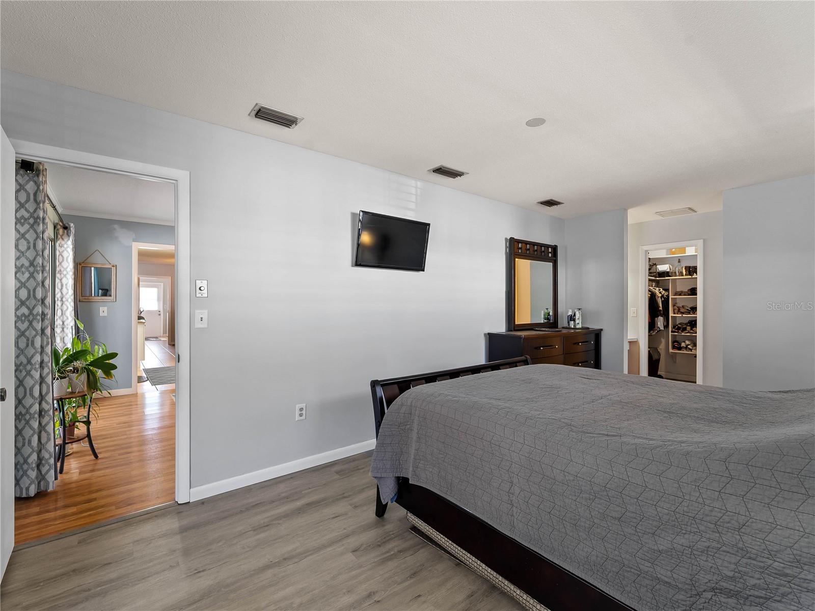 WEST WOODS - Residential