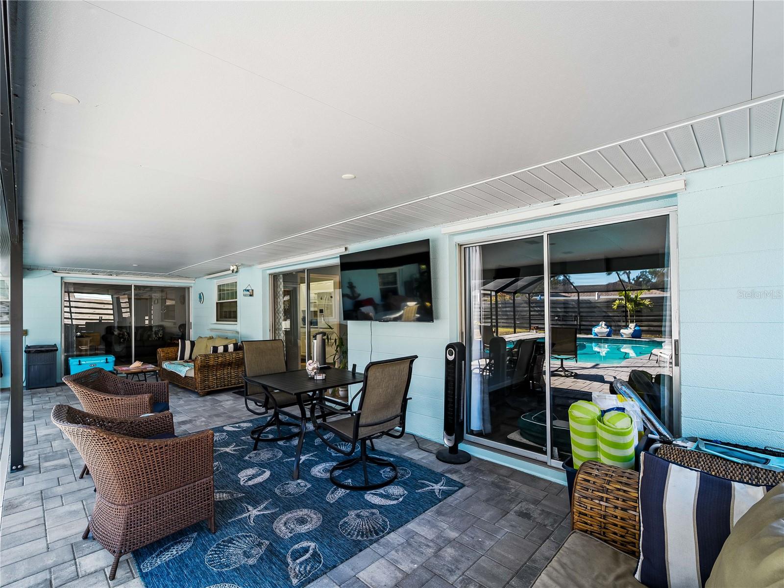 WEST WOODS - Residential