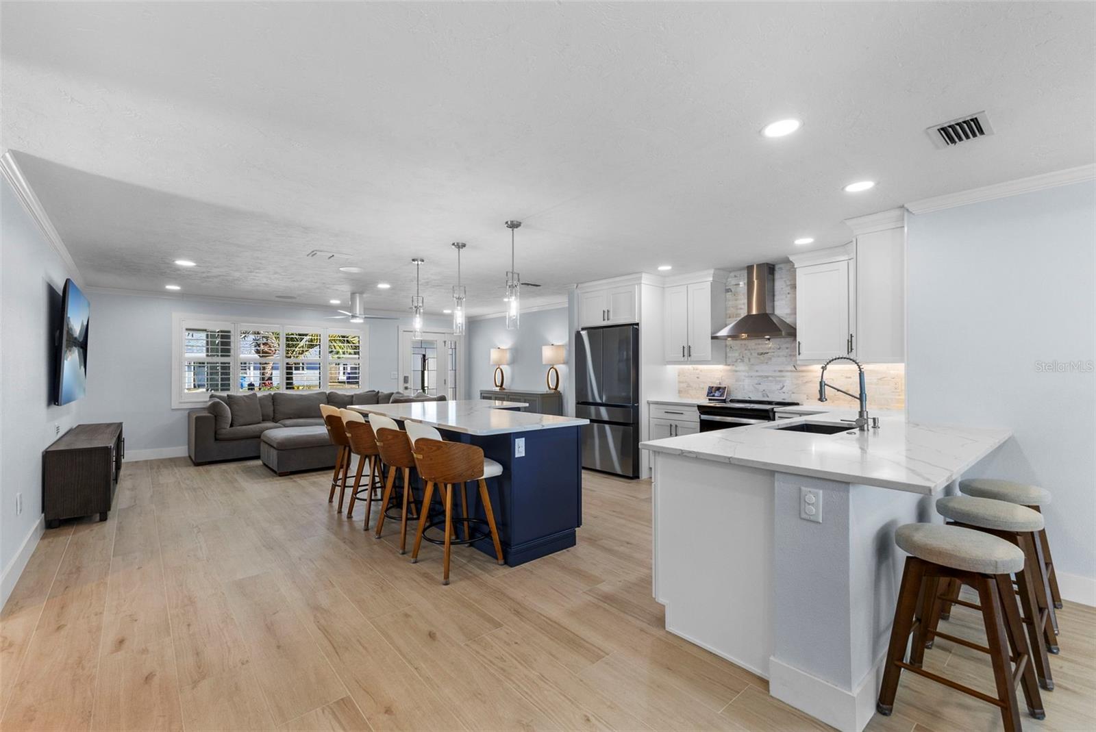 BAYWOOD VILLAGE - Residential