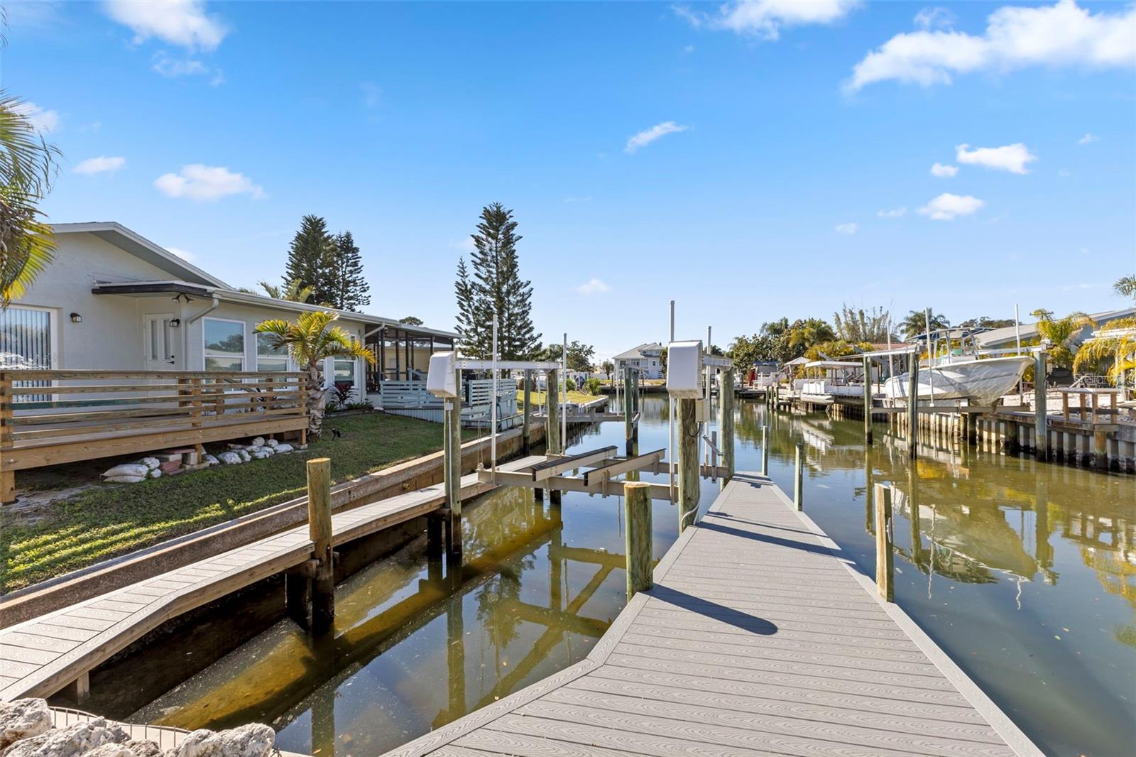 BAYWOOD VILLAGE - Residential