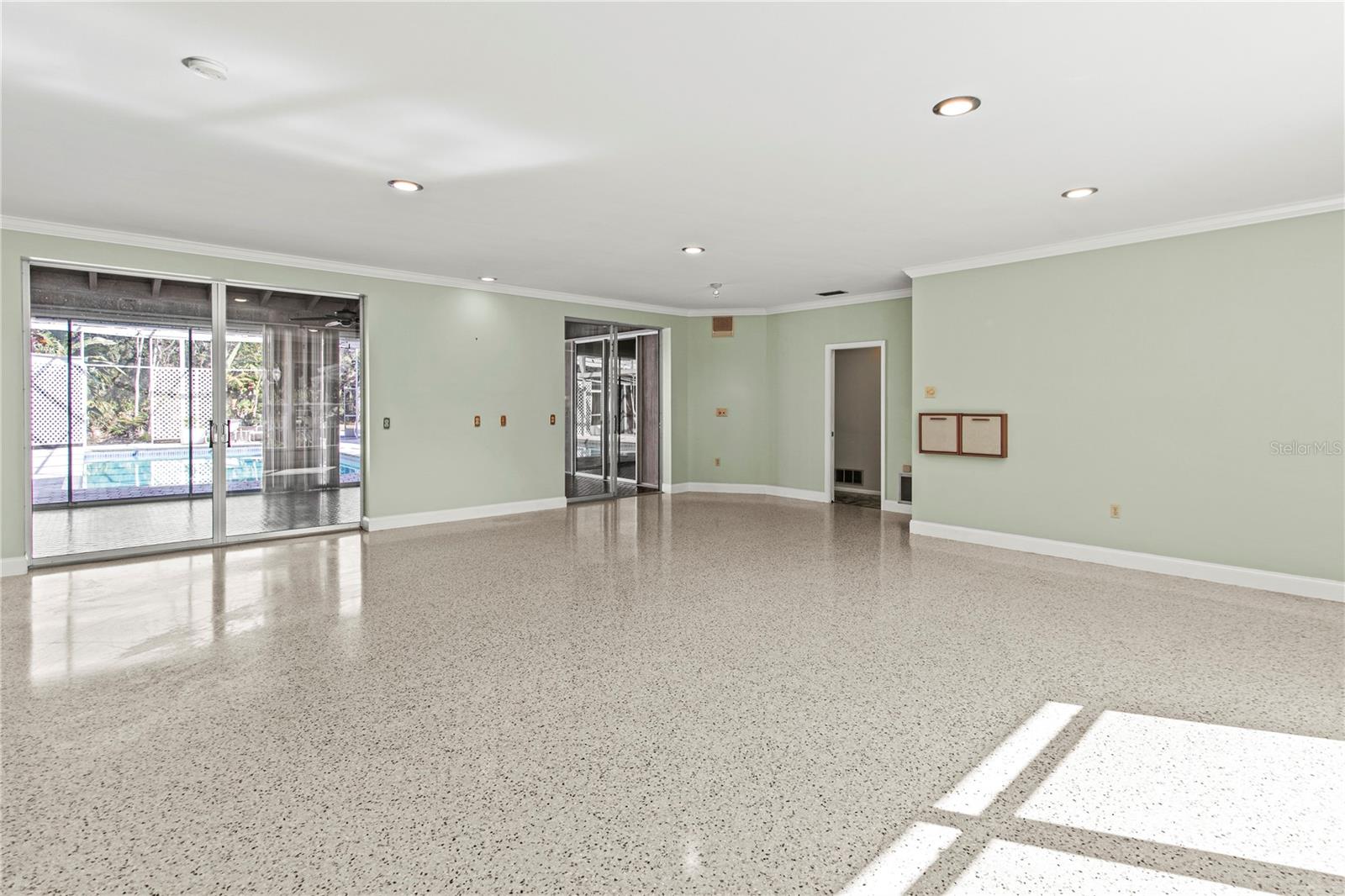 DESOTO ACRES - Residential