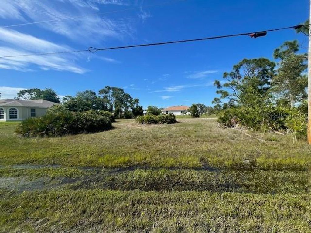 Photo of 3621 NW 47th Lane, Cape Coral, FL 33993 (MLS # O6381324)