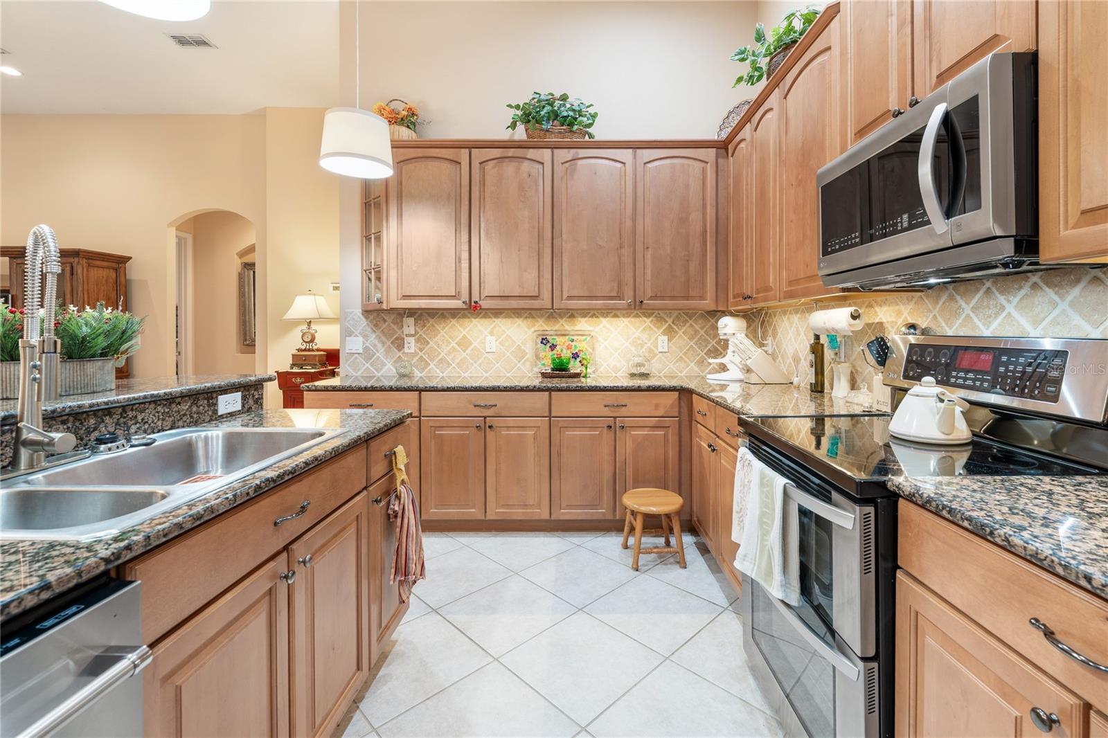 PROVIDENCE PH 02 - Residential