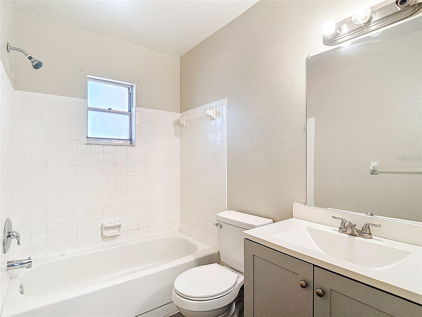 HOFFMANS SUB 2 - Residential Income