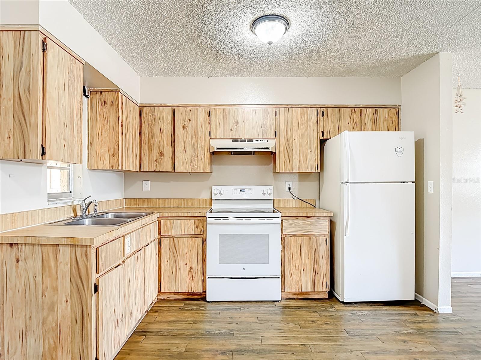 HOFFMANS SUB 2 - Residential Income