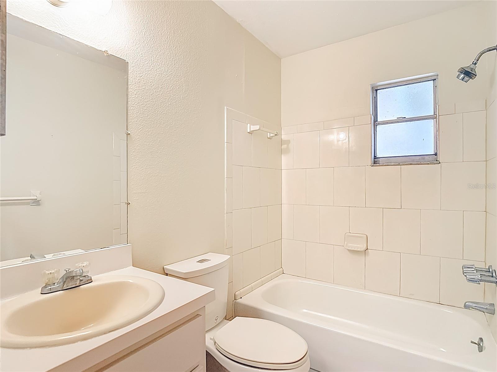 HOFFMANS SUB 2 - Residential Income