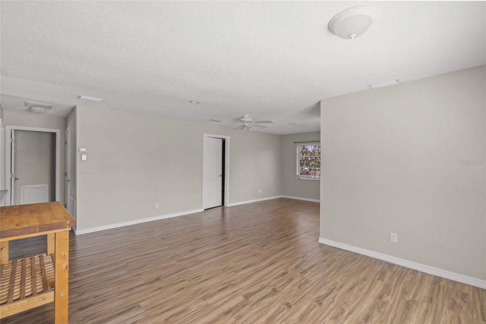 LAKE TIPPECANOE - Residential Lease