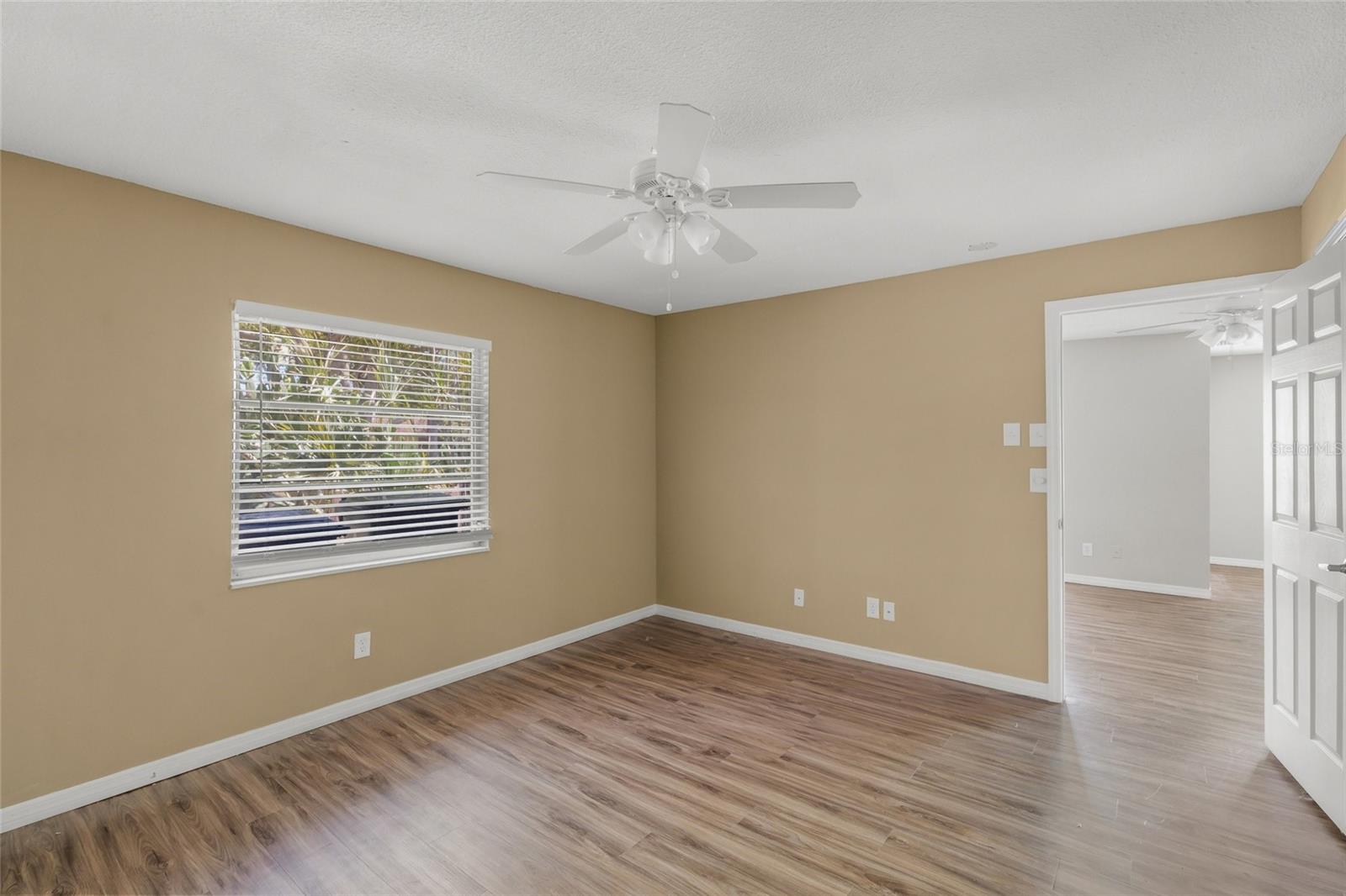 LAKE TIPPECANOE - Residential Lease