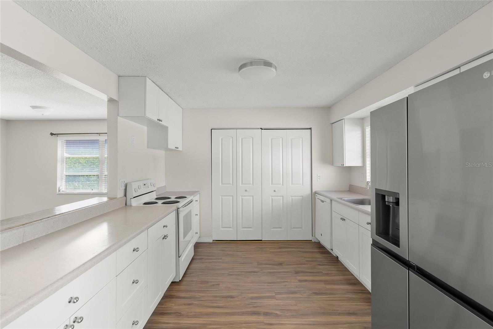 LAKE TIPPECANOE - Residential Lease