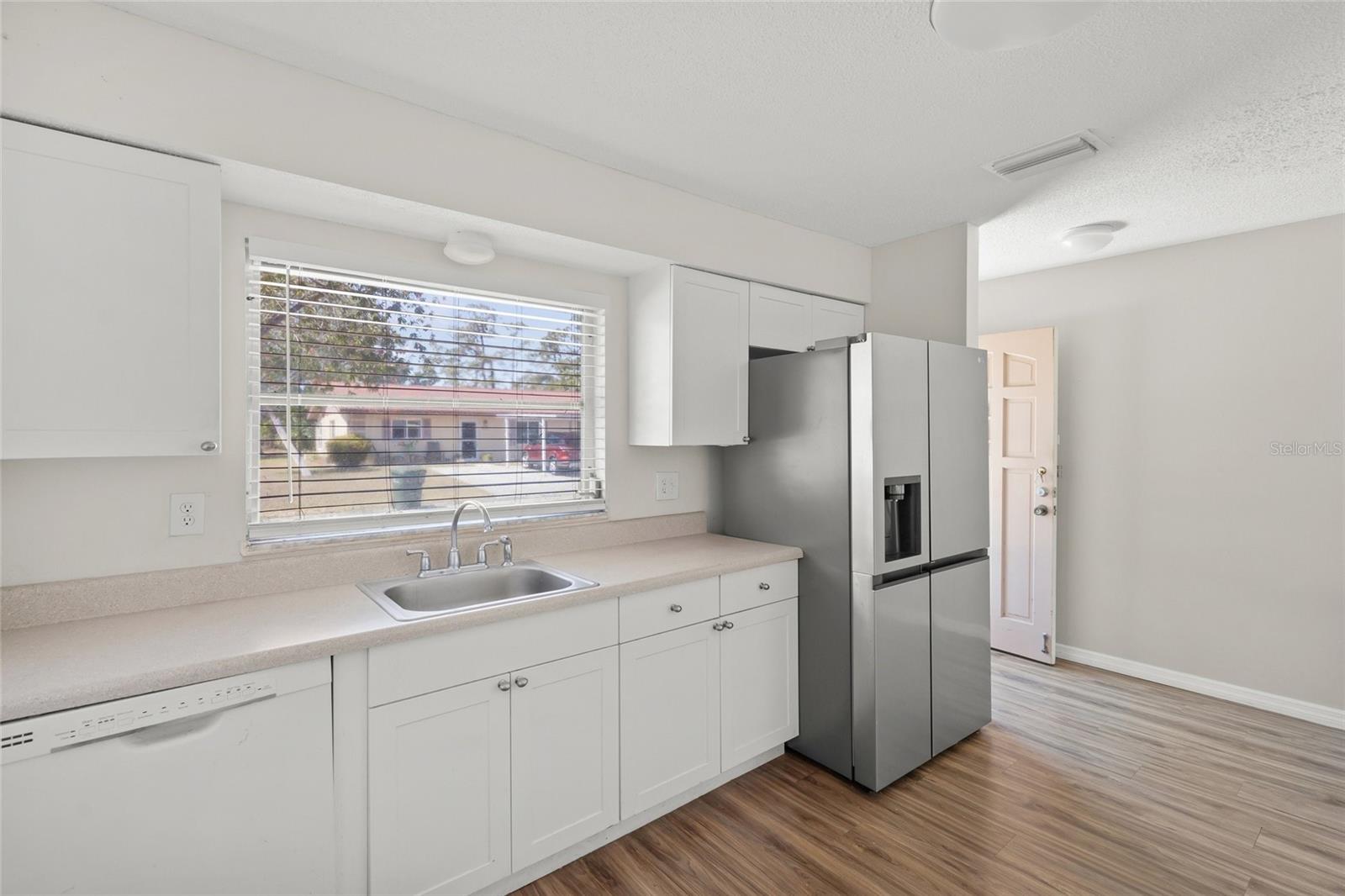 LAKE TIPPECANOE - Residential Lease