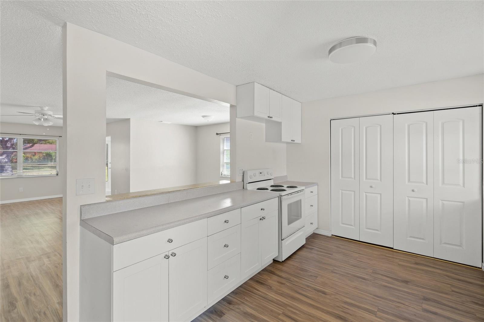 LAKE TIPPECANOE - Residential Lease