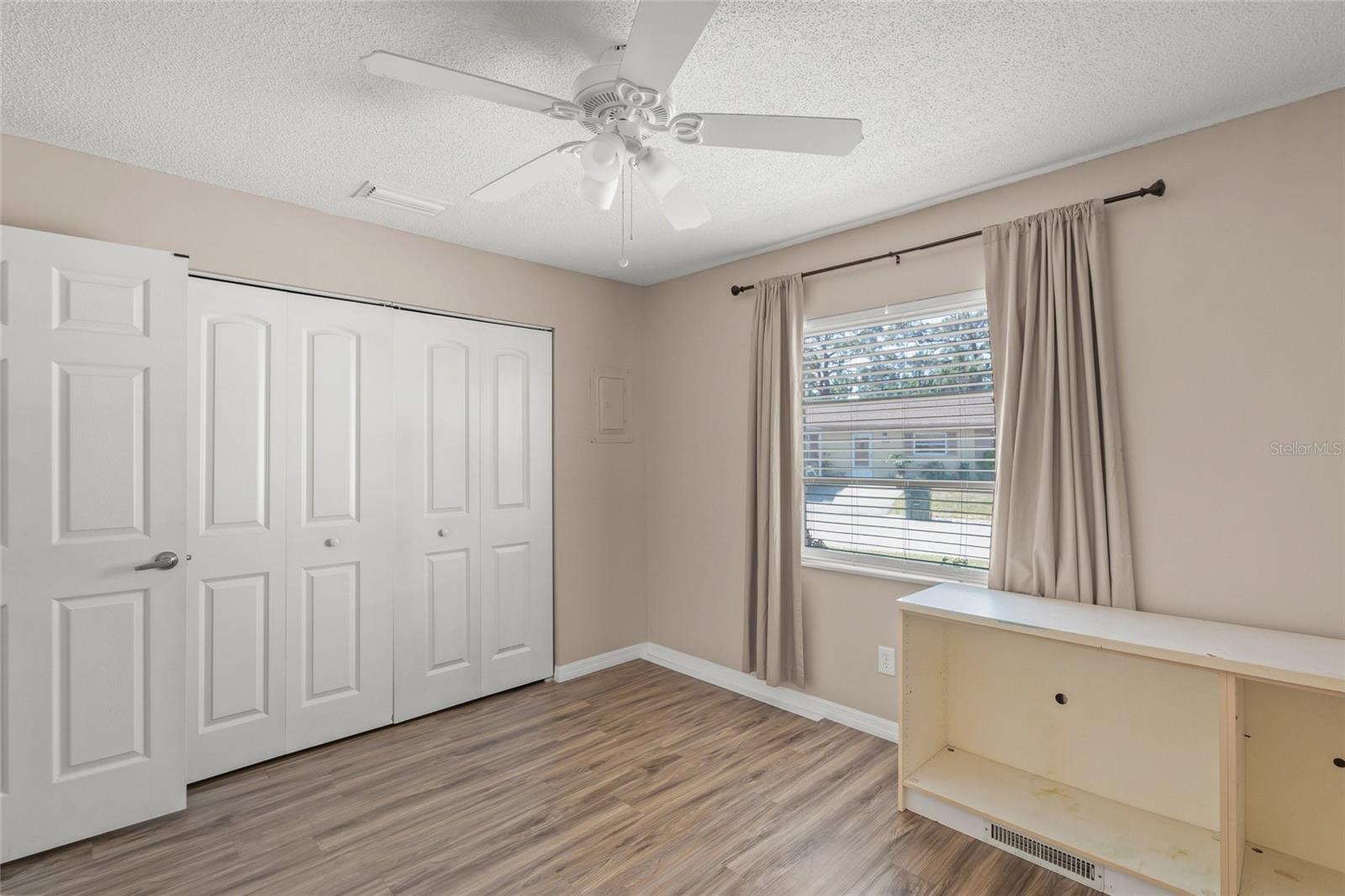 LAKE TIPPECANOE - Residential Lease