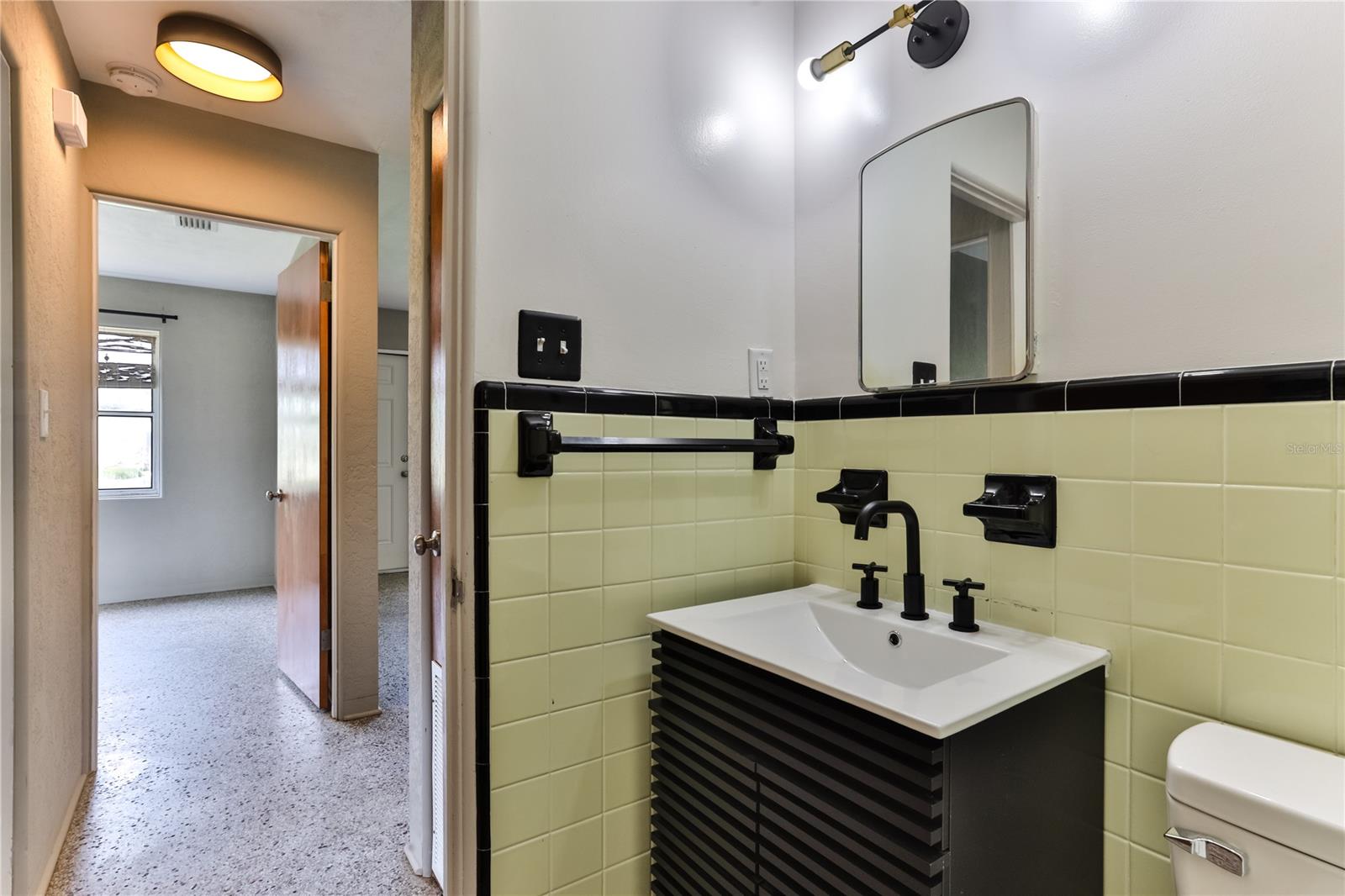 Islesboro Sec 02 - Residential Lease