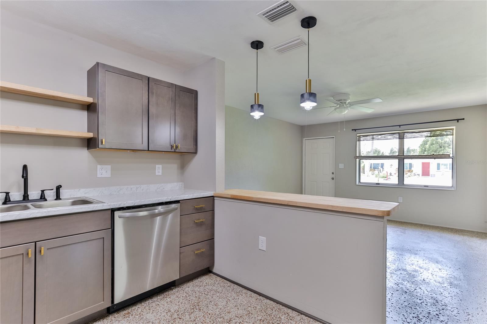 Islesboro Sec 02 - Residential Lease