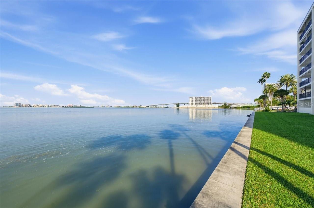 VIEWPOINT-ON-THE-BAY CONDO - Residential