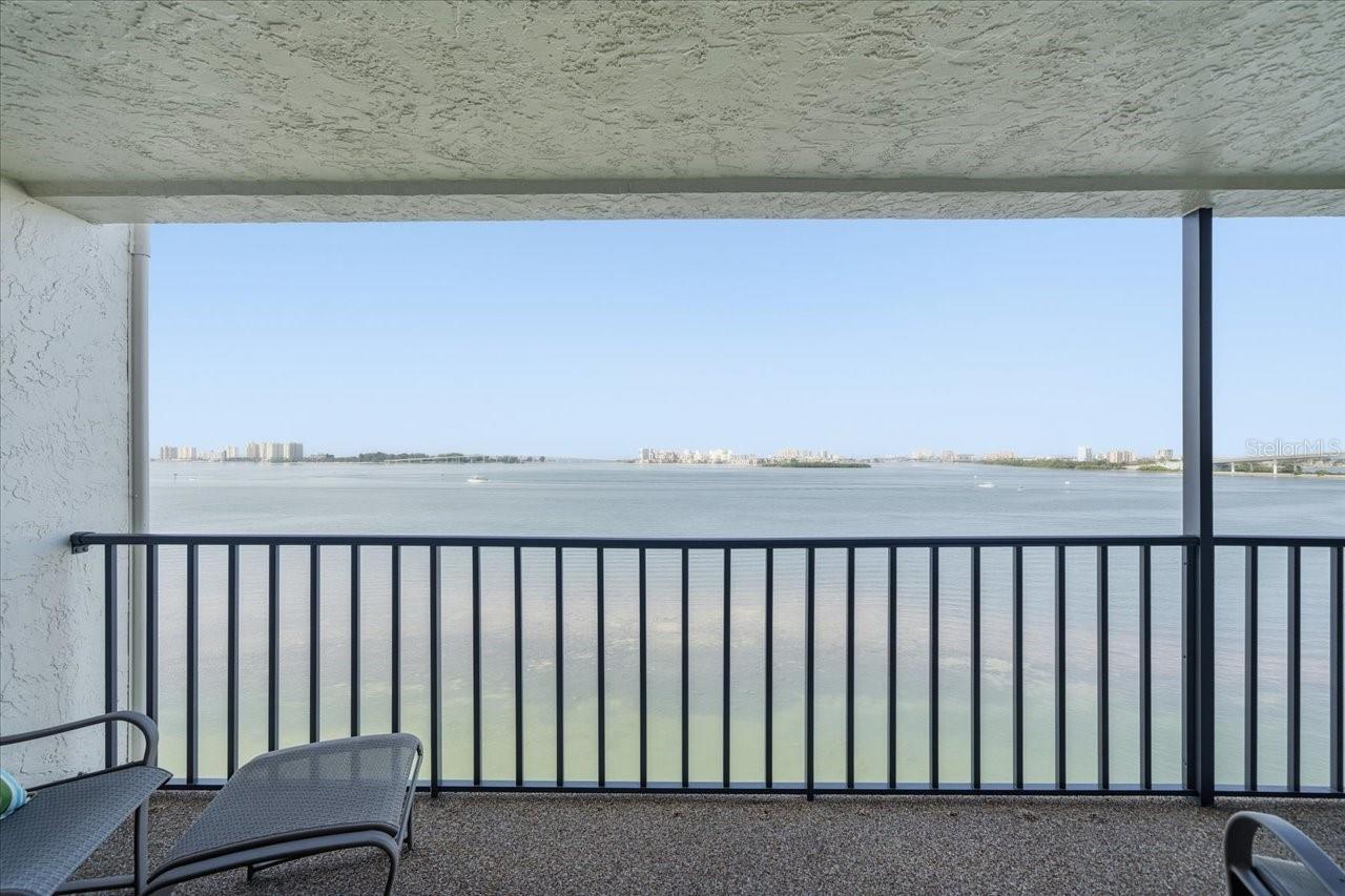 VIEWPOINT-ON-THE-BAY CONDO - Residential