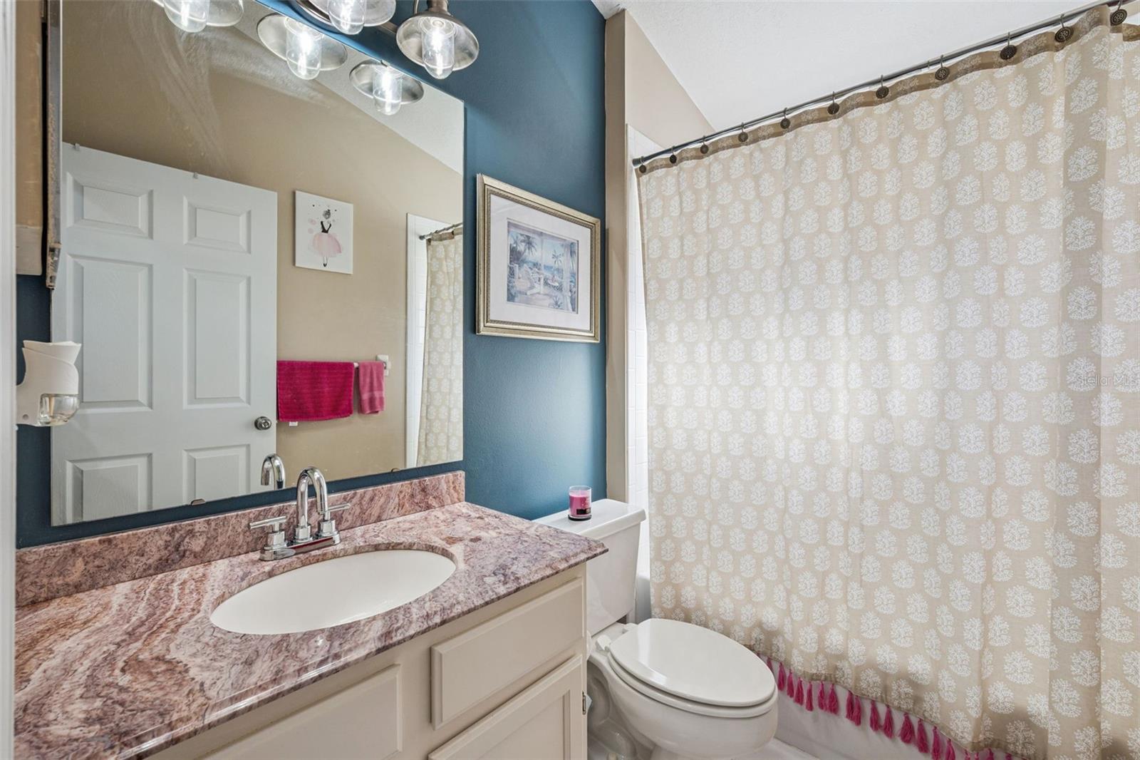 BRADFORD COVE PH 04 - Residential