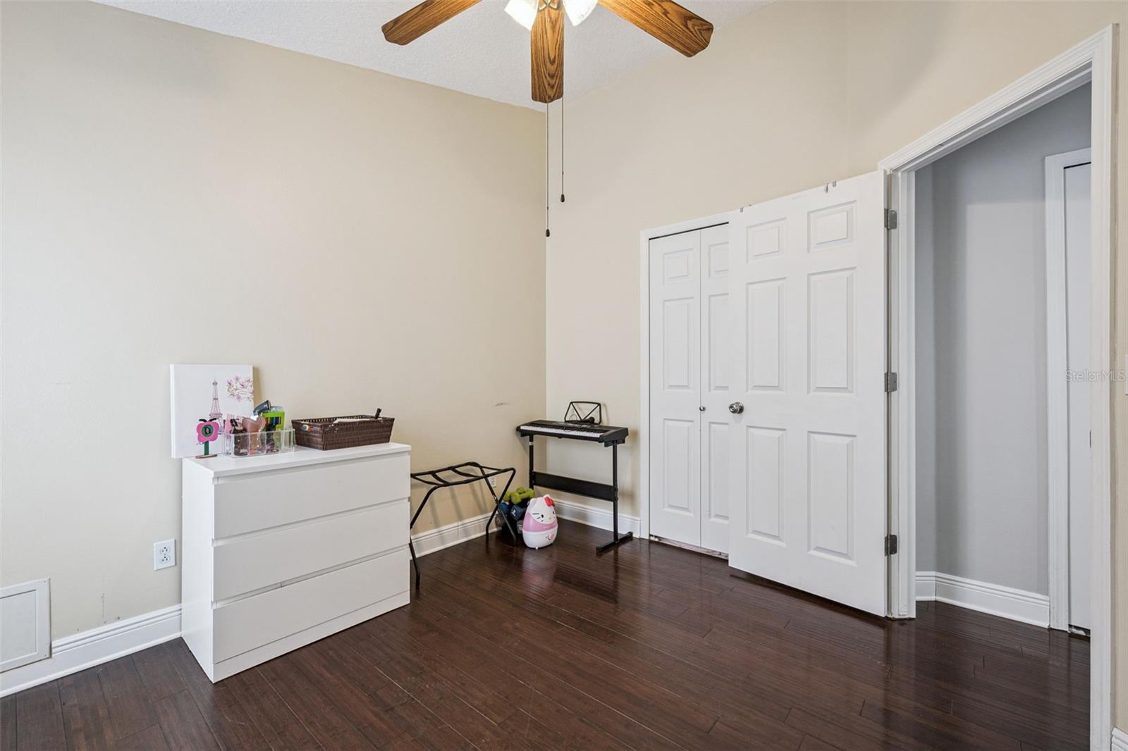 BRADFORD COVE PH 04 - Residential