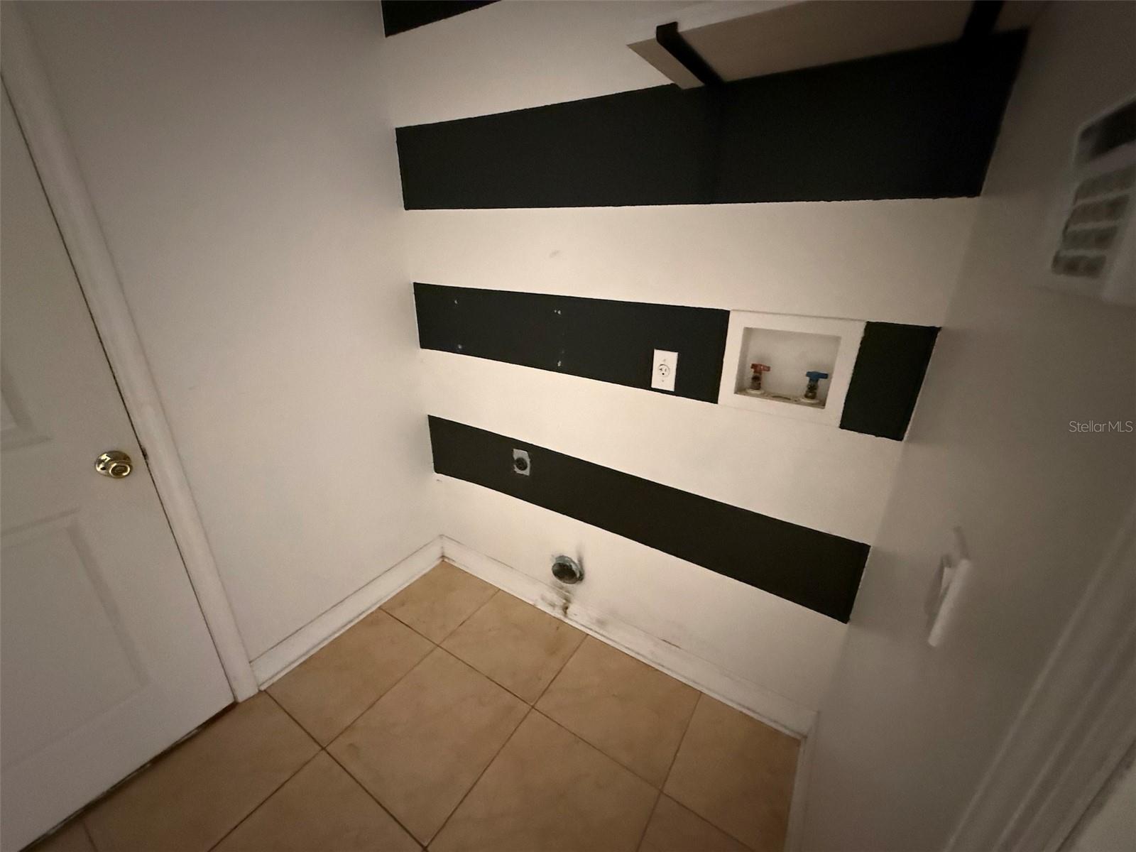 EAGLES LANDING - Residential