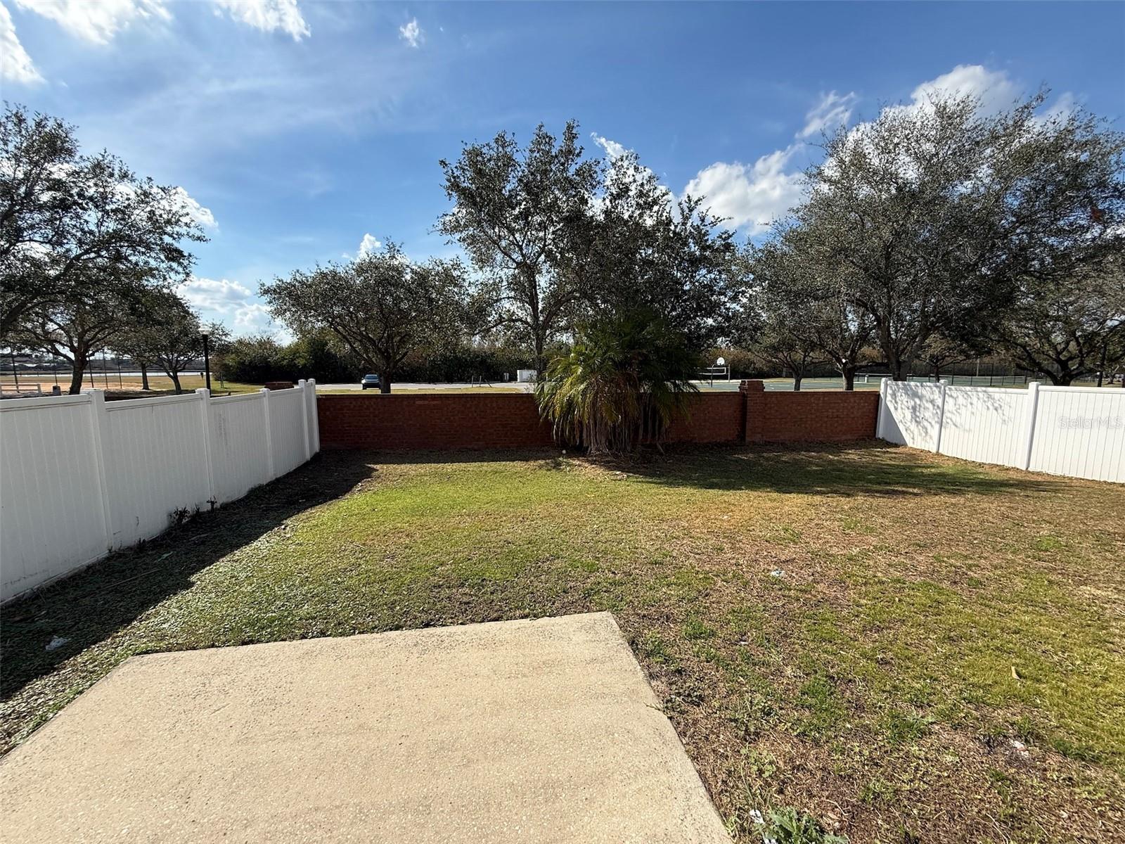 EAGLES LANDING - Residential