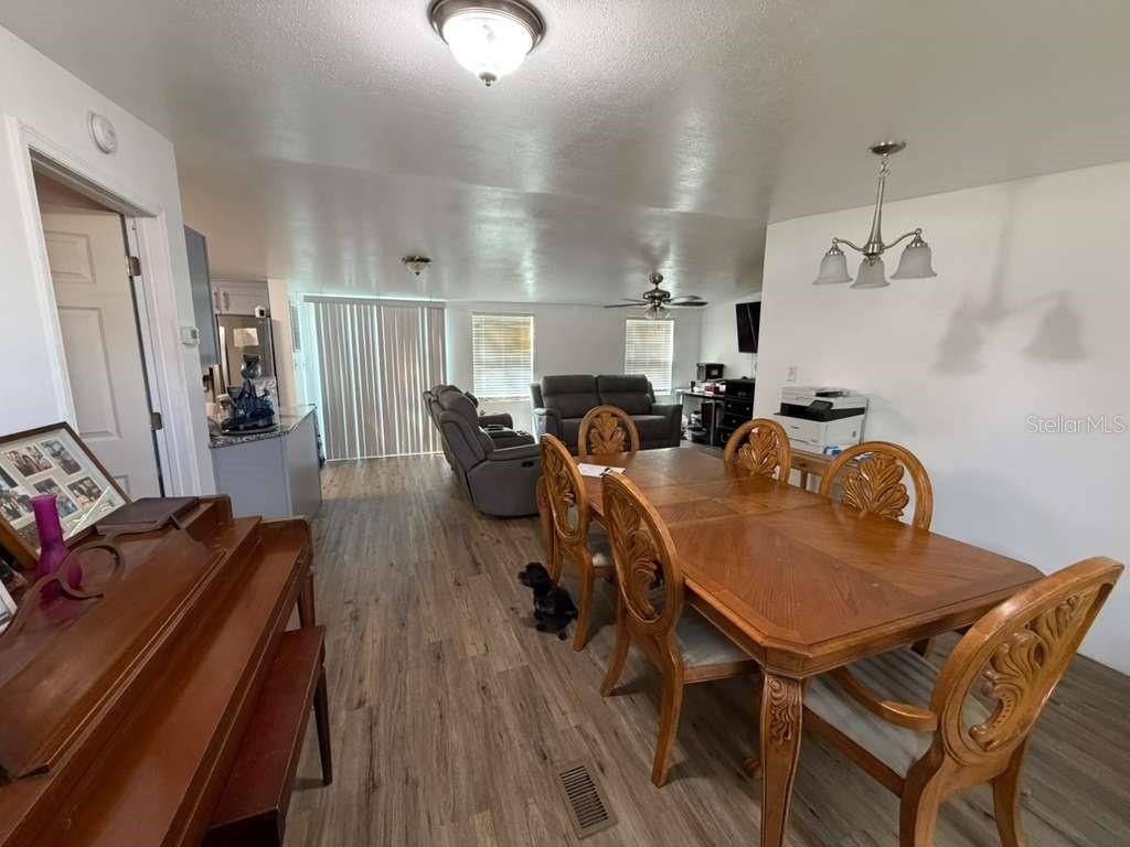 Photo of 2412 Island Oaks W, Lakeland, FL 33805 (MLS # L4960159)